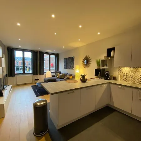 Namur, Au Pied De La Citadelle ナミュール